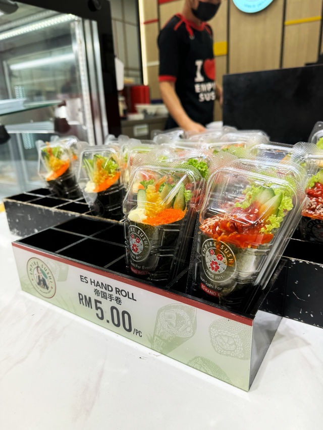 🍣 A place full of Sushi conveniently