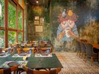 คาเฟ่และร้านอาหารใจกลางกรุง บรรยากาศสวนป่า 🌳🌳