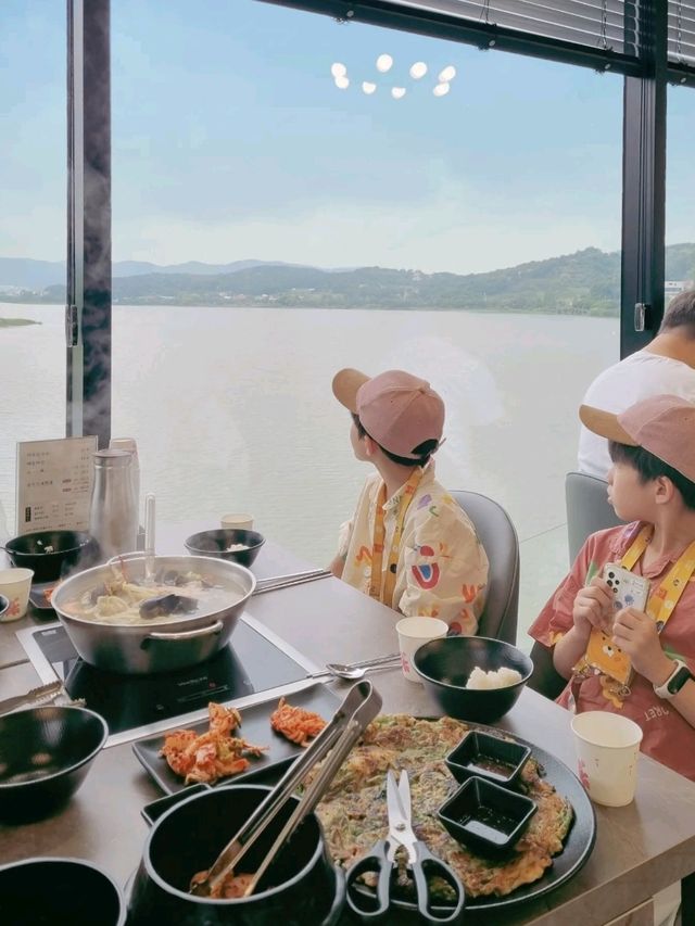 호수뷰 칼국수 맛집