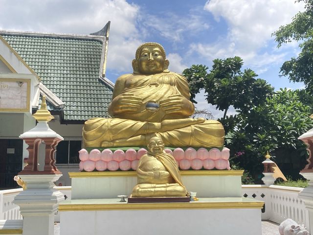 วัดพระธาตุดอยสะเก็ด