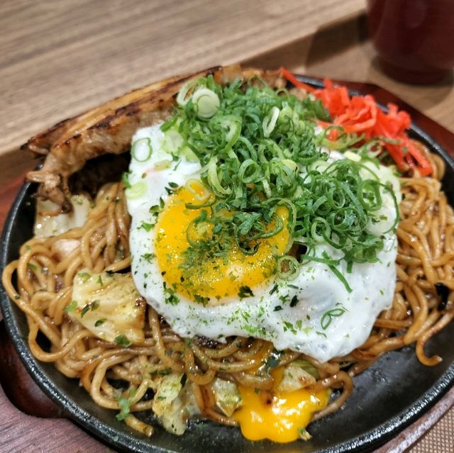大阪グルメスポット✨ヤキソバスタンドバイミー