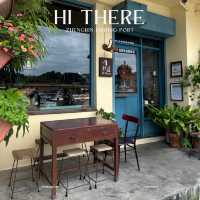 แวะหลบแดดร้อนที่ Hi there cafe กันนนนนน💛✨