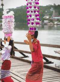 เสน่ห์ของสะพานมอญ@กาญจนบุรี