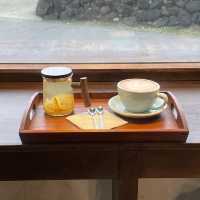 チェジュ島在住女が絶賛するチェジュ島1実家感の強い最強カフェ"celebcoffee"☕️