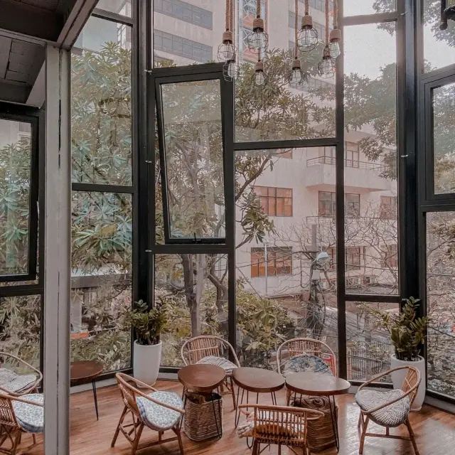 Ngơ coffee & bakery