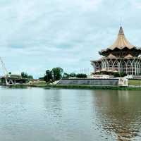 Discovering Kuching's Waterfront: Mosque, Bridge, and Tua Pek Kong Temple