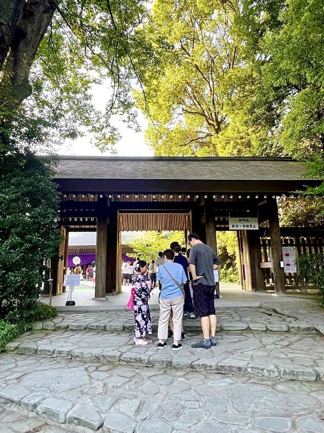【東京都】例大祭2024／煌びやかなバリ舞踊