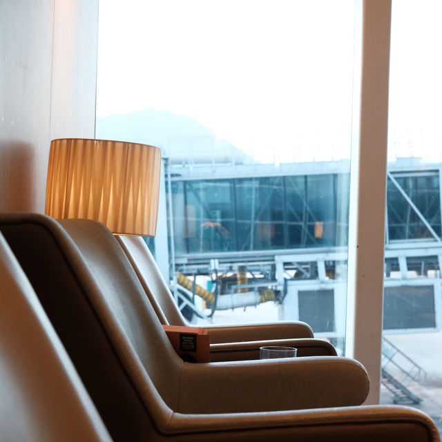 機場Premium Plaza Lounge體驗🍻✈️ 機場Premium Plaza Lounge體驗🍻✈️