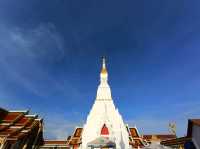 สักการะพระธาตุเชิงชุม คู่บ้านคู่เมืองสกลนคร