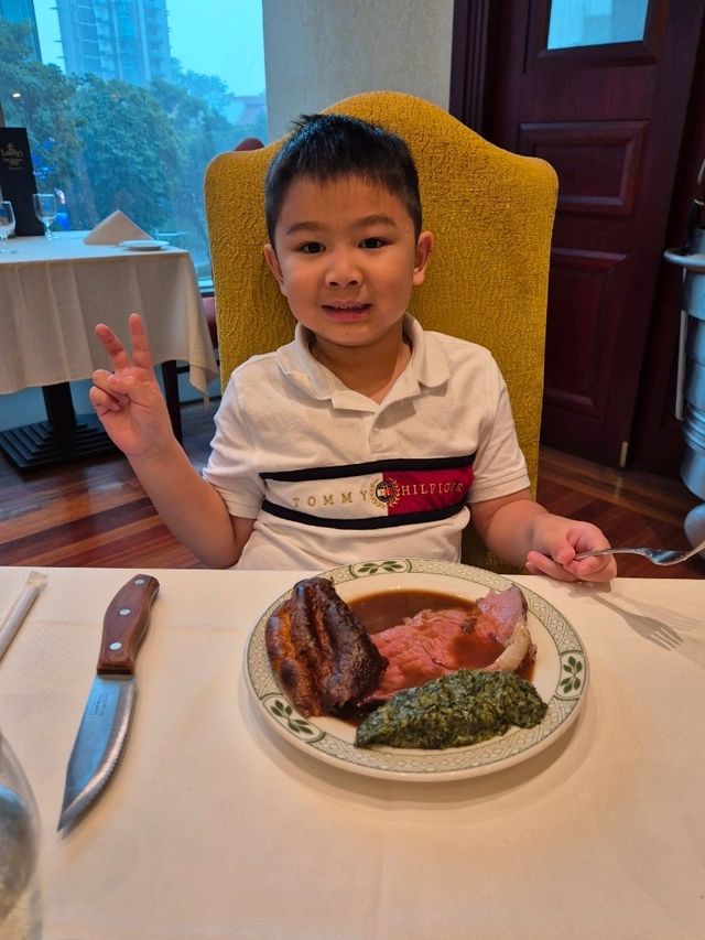 Family Friendly Meal At Lawry's Prime Ribs 🥩