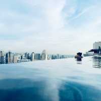 At the Top Infinity Pool of Marina Bay Sands 🇸🇬