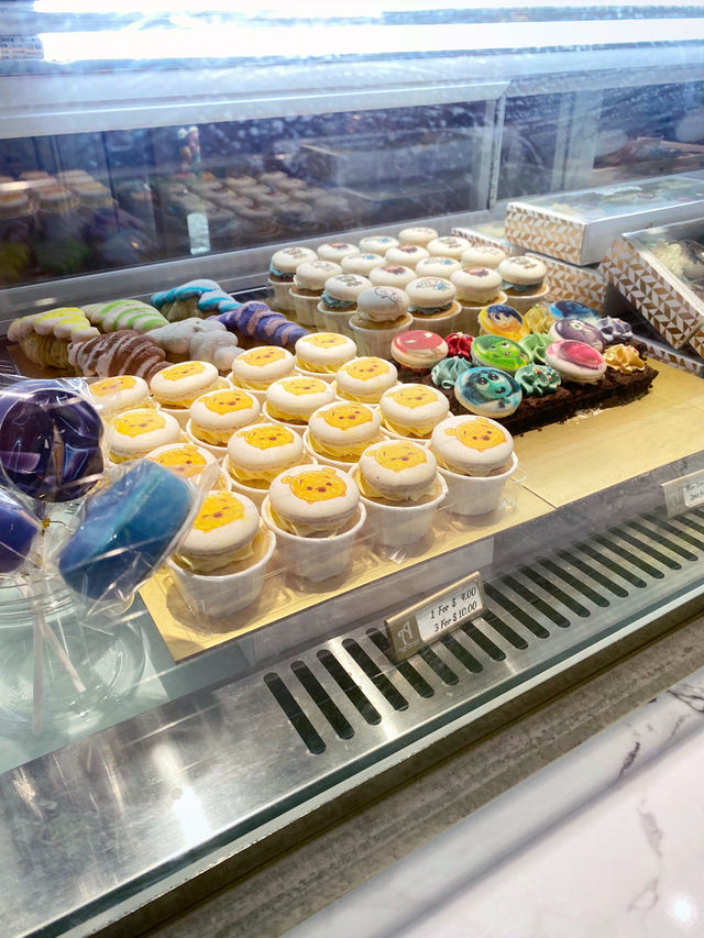  A charming selection of artisanal pastries 🥮! 
