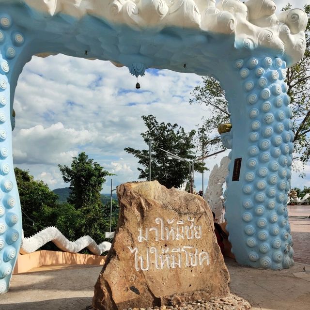 ไหวพระวัดพุทธาวาสภูสิงห์ 