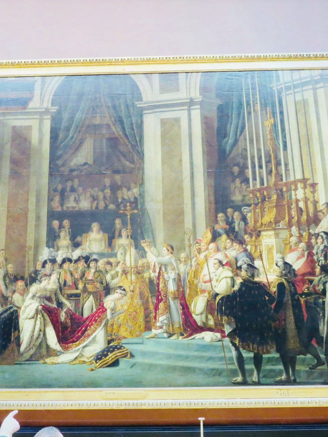 【フランス:パリ】世界一の美術館とも呼ばれるルーブル美術館