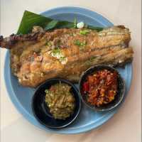 ชู้ลาวชู้รส ส้มตำสูตรลาว ที่เอาใจคนกรุงไปเต็มๆ
