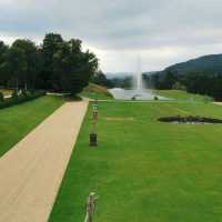 英國Cavendish家族莊園景點，美麗的Chatsworth House