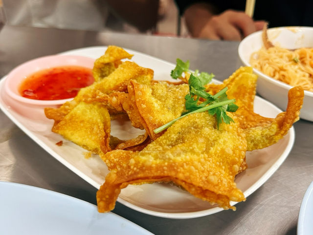 朱拉隆功美食街的美味探險：Jae Oh 冬陰媽媽🍜🌶️