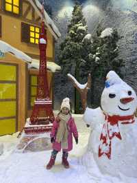 EXPERIENCE SNOW IN MALAYSIA 