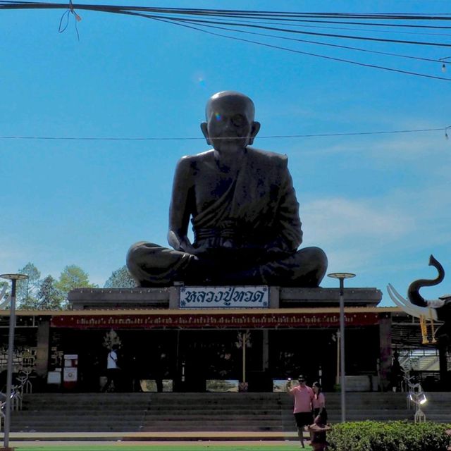 วัดเนื่องจำนงค์ จ.ชลบุรี