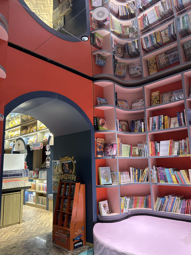 🇨🇳연태_민트색의 예쁜 서점📚