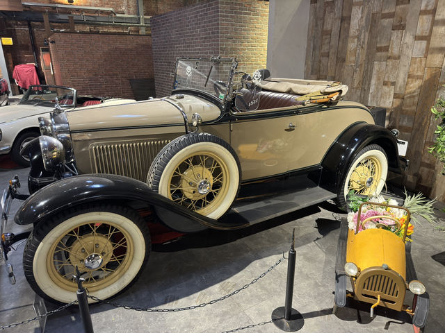 走進夢幻的老爺車天堂——GLION MUSEUM之旅