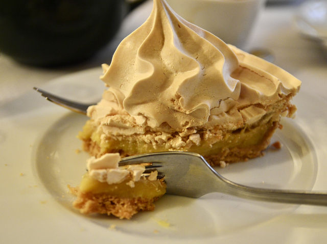 Tasty homemade desserts at Les Deux Abeilles🧁 Tasty homemade desserts at Les Deux Abeilles🧁