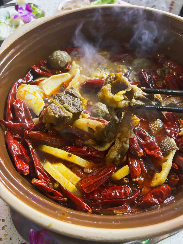 深圳炭爐火鍋！