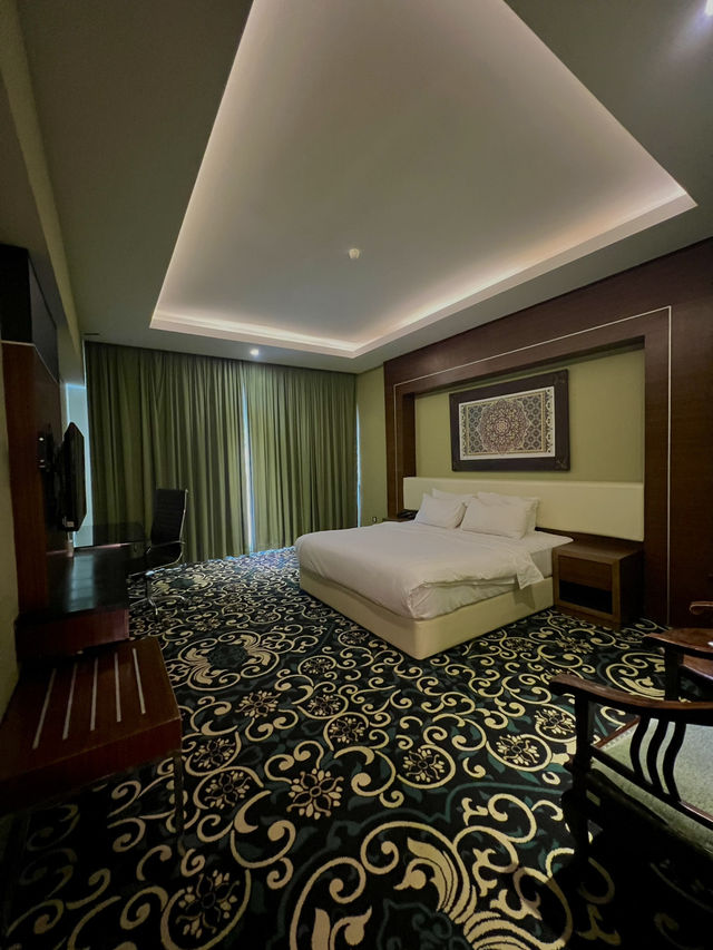 Mudzaffar Hotel – A Royal Stay in Melaka!