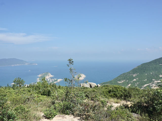 Winding Along the Dragon’s Spine: A Breathtaking Hike in Hong Kong