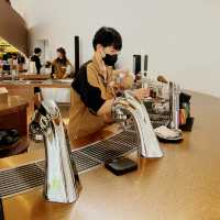 Artisan Perfection at Rolling Roasters Cafe