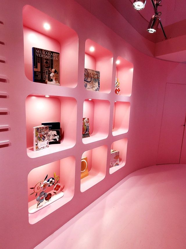 LOUIS VUITTON x MURAKAMI POP-UP STORE💗London💗