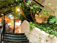 白水公寓 Hundertwasserhaus，童話世界般的藝術建築