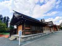 火山下的阿蘇神社，擁有2500多年歷史的古老神社