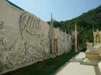 ชมงานศิลป์สกุลช่างเมืองเพชร @วัดข่อย