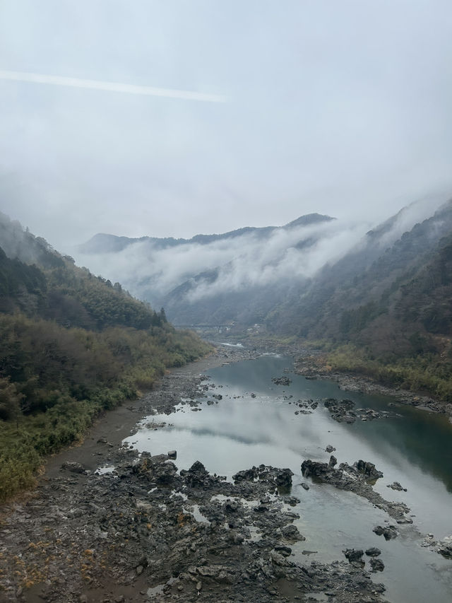 四万十川の眺む秘境路線予土線乗車記