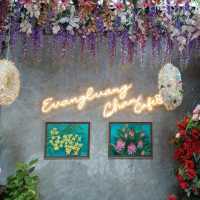 🌹🌻เอื้องหลวงจันท์ รีสอร์ท & คาเฟ่ดอกไม้🌸🌼