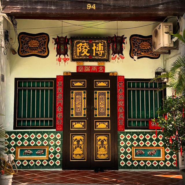  Georgetown UNESCO Heritage: Where Time Travel Meets Street Art & Char Kway Teow
