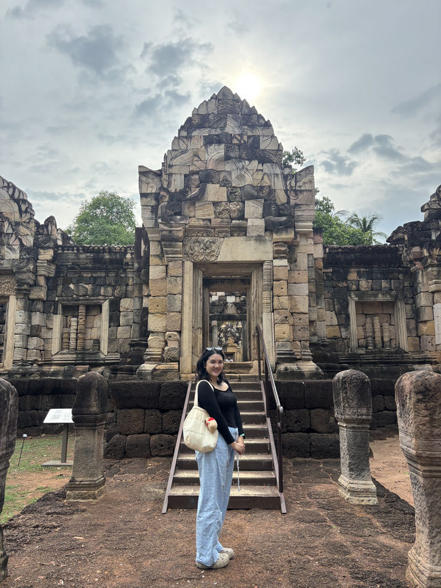 อุทธยานประวัติศาสตร์สด๊กก๊อกธม Sadok Kok Thom 