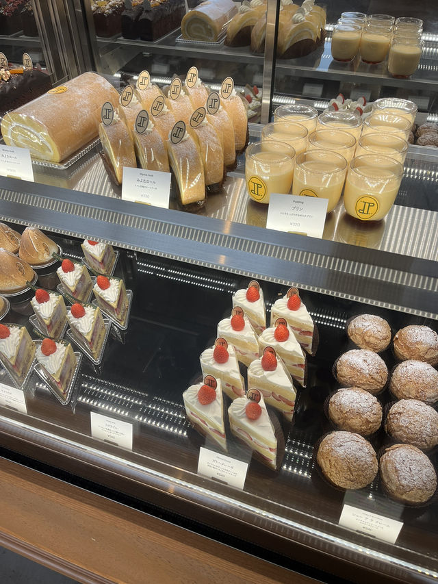【御代田町】イートインスペースあり！浅間山が一望できるケーキ屋さん🎂