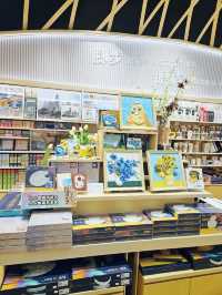 輕鬆半天遊小蠻腰廣場和花城廣場