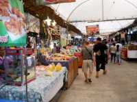 นำเที่ยว ตลาดน้ำบางน้ำผึ้ง ใกล้กรุง
