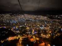【ラパスの夜景×Mi Teleférico】空を走る都市交通で、絶景の真上を旅する。