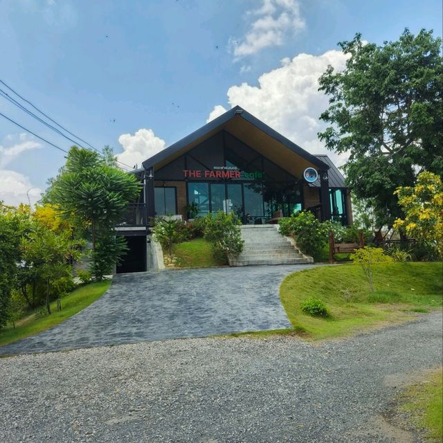 The Famer Cafe