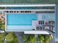 โรงแรมหรูวิวทะเลใจกลางพัทยาเหนือ สระสวยปัง 