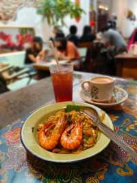 A Taste of Heritage at Loong Fong Café