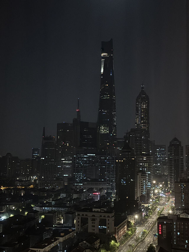 MZ들의 천국 상하이로 달려가세요!