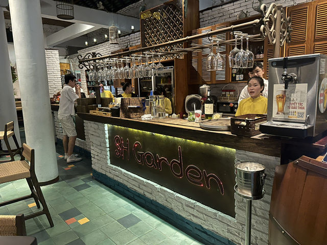 【SH Garden｜ホーチミン】 予約必須！伝統と上品さが融合したベトナム料理の名店