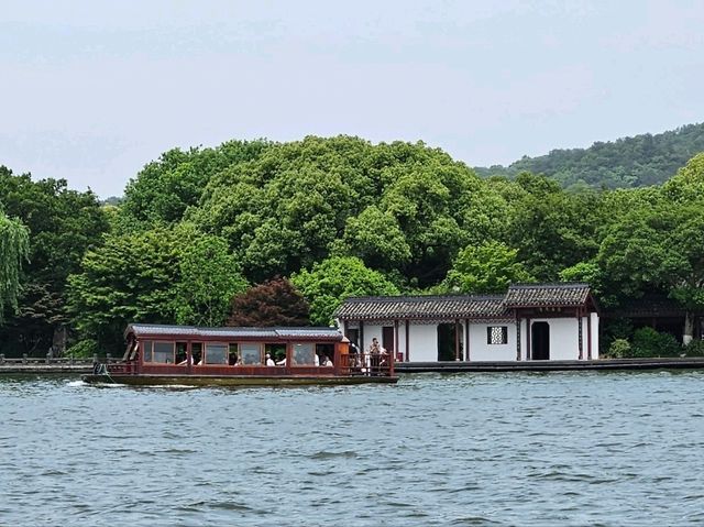 A trip to the West Lake at Hangzhou
