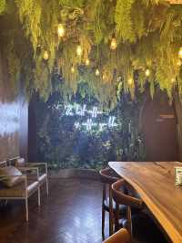 The coffee lounge & forest