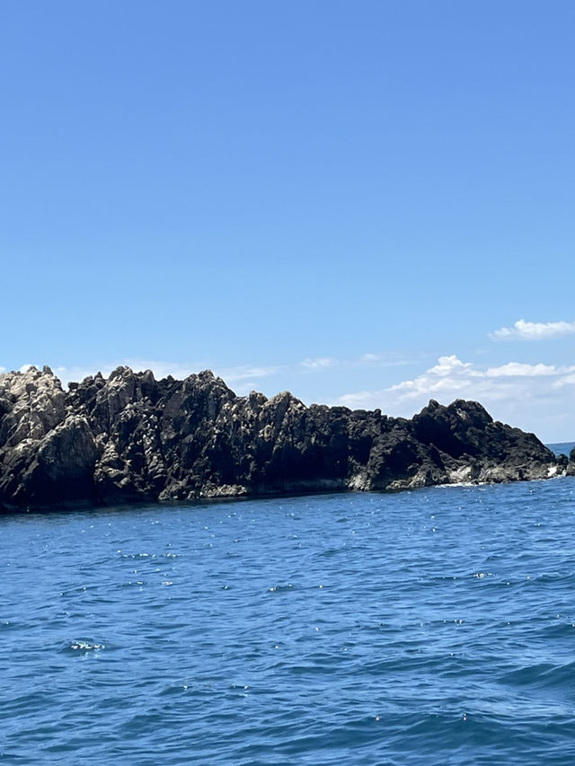 เกาะเล่าปี่ (ยือลาปี) สายบุรี 